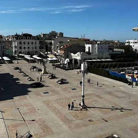 Apartament Piata Ovidiu Square *