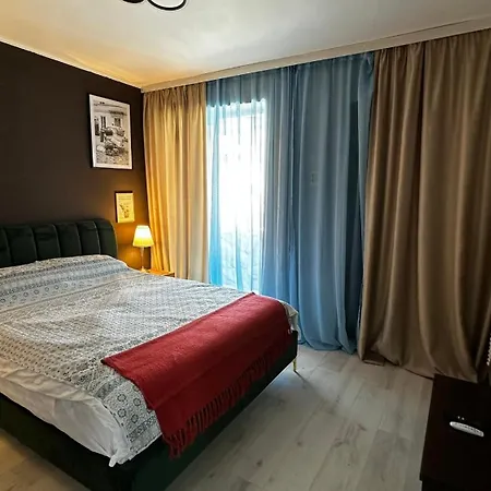 Piata Ovidiu Square Lägenhet