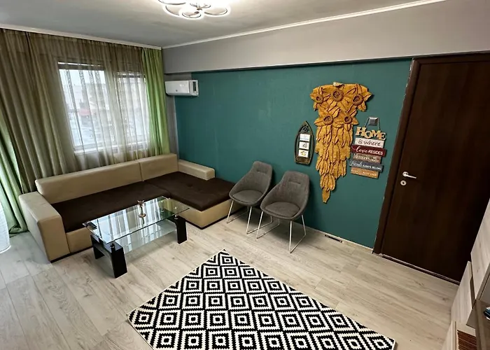 Piata Ovidiu Square Apartment *