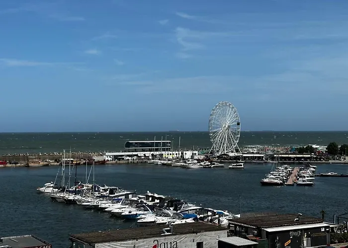 Piata Ovidiu Square Apartment Constanta